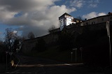 Sous les remparts