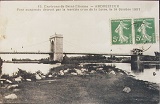 Pont suspendu avant la crue
