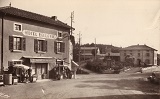 L'H�tel et le Monument aux Morts