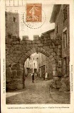 Vieille porte d'entr�e